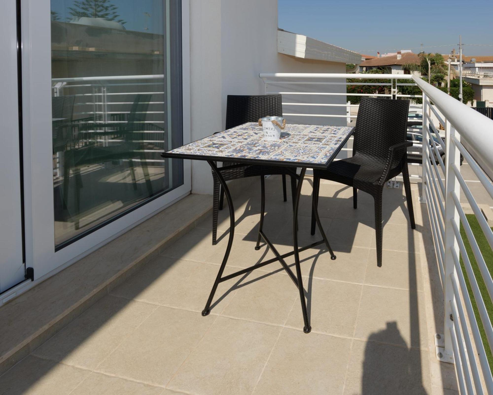 Astro Apartments With Direct Access On The Sea Of Noto Heritage Of Unesco ภายนอก รูปภาพ