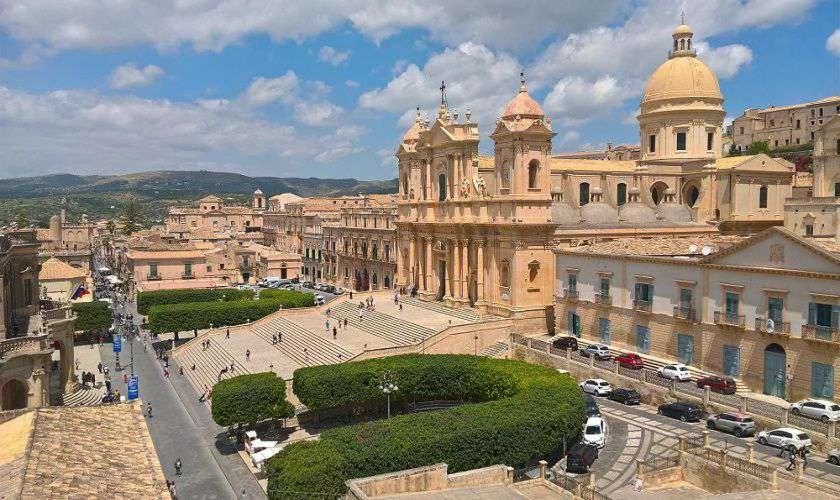 Astro Apartments With Direct Access On The Sea Of Noto Heritage Of Unesco ภายนอก รูปภาพ